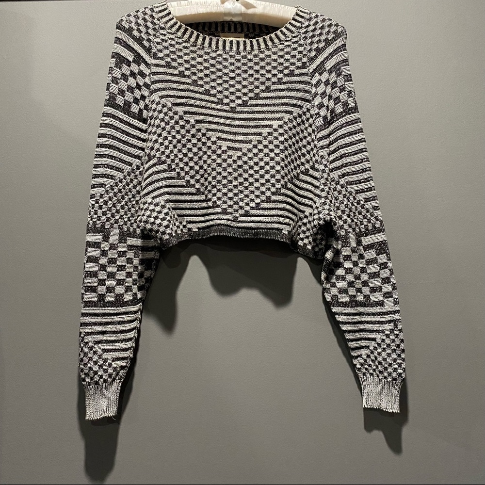 Silence + Noise Black Gray Cropped Top